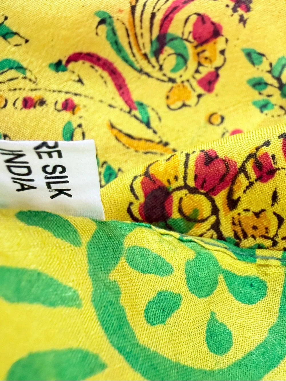 Lot of 2 Unbranded Large Yellow and Beige and Silk Yellow Red Green Silk